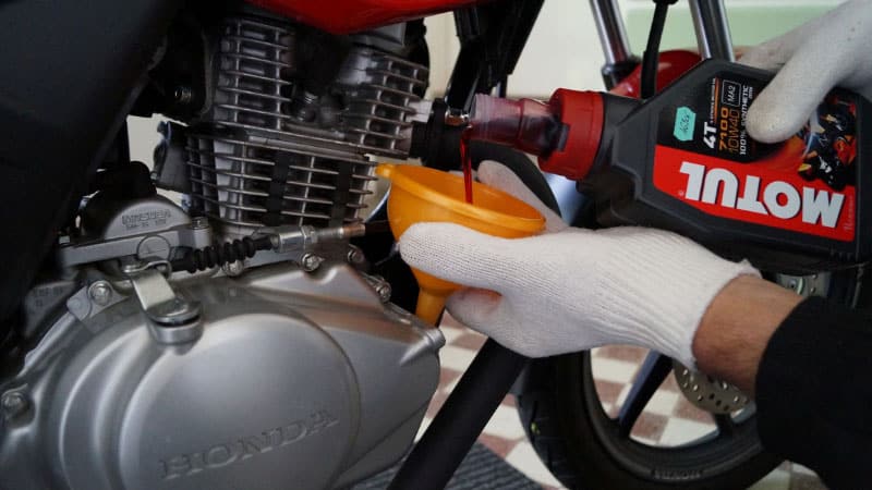 When to & How Often Should You Change Motorcycle Oil