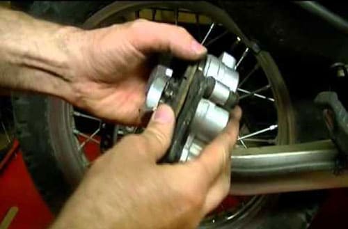 Motorcycle-Brake-Pad-Thickness
