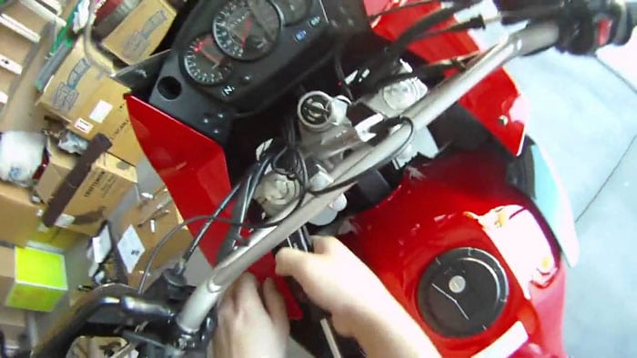 Removal-of-the-fairing