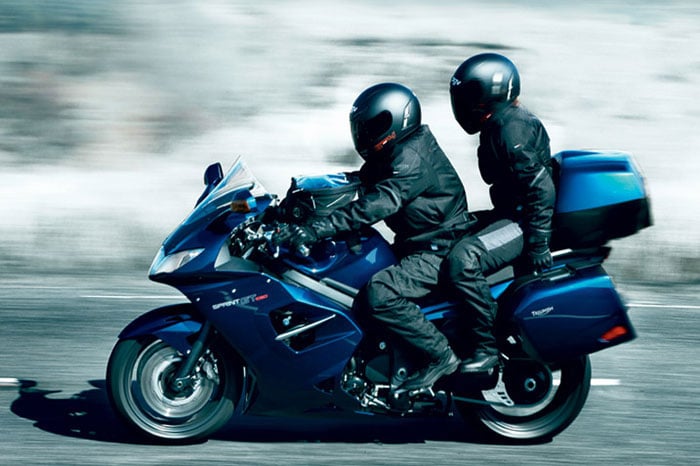 2012 Triumph Sprint GT1050 Review