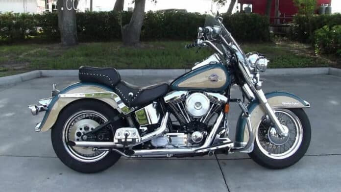 Harley-Davidson Softail Custom
