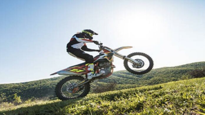 How Old Should You Be to Ride a Dirt Bike?