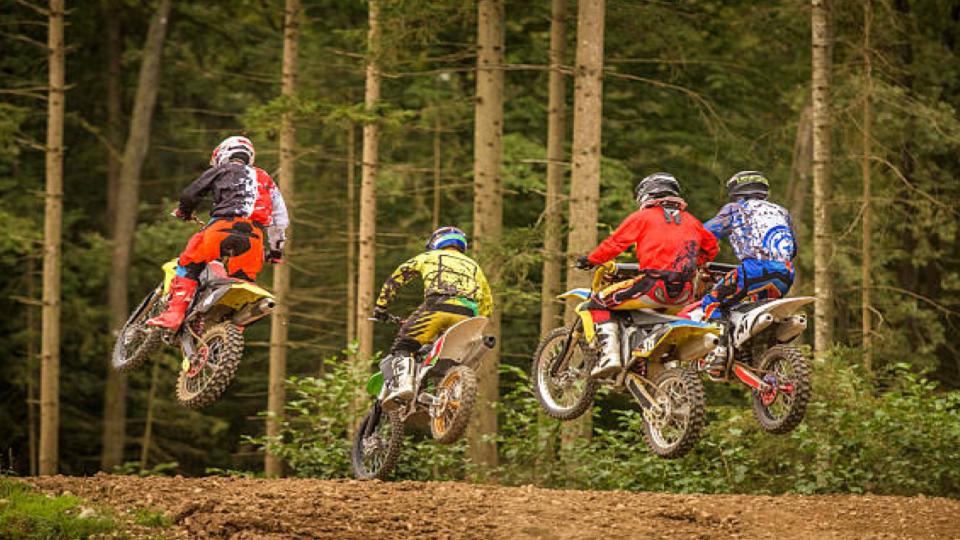 motocross in the air picture