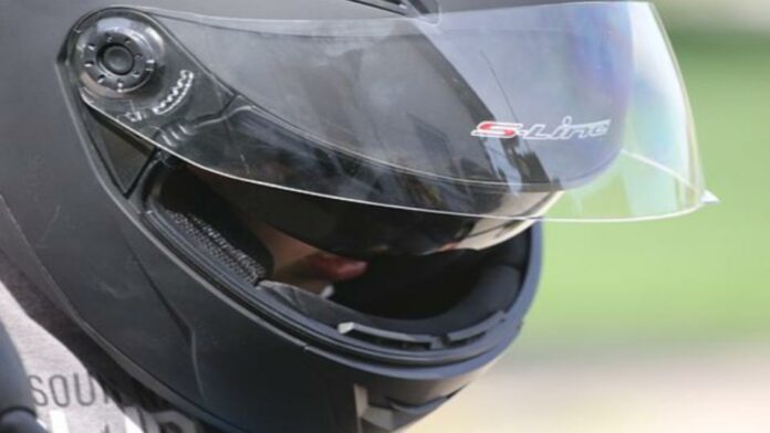 How Do You Tint a Motorcycle Visor