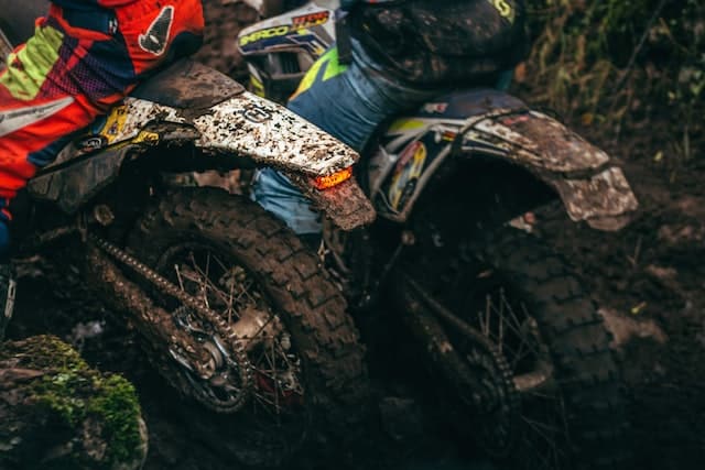 Best Ever Chain for your Dirt Bike- Don’t miss this review!