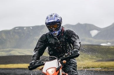 Bike rider in cold conditions