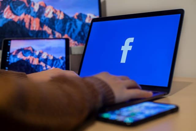 Facebook Marketplace to sell motorcycle